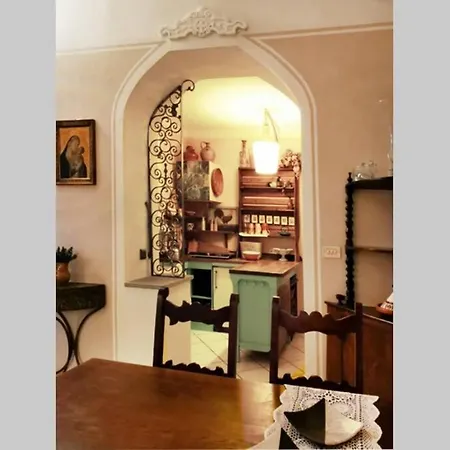 Casa Degli Asini